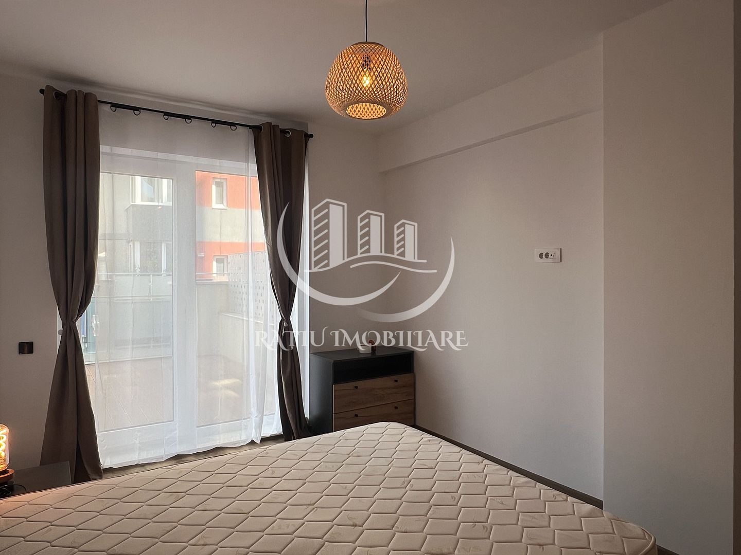 Apartament cu 3 camere | Terasa 70 mp | Luceafarul | Oradea - Poză 10