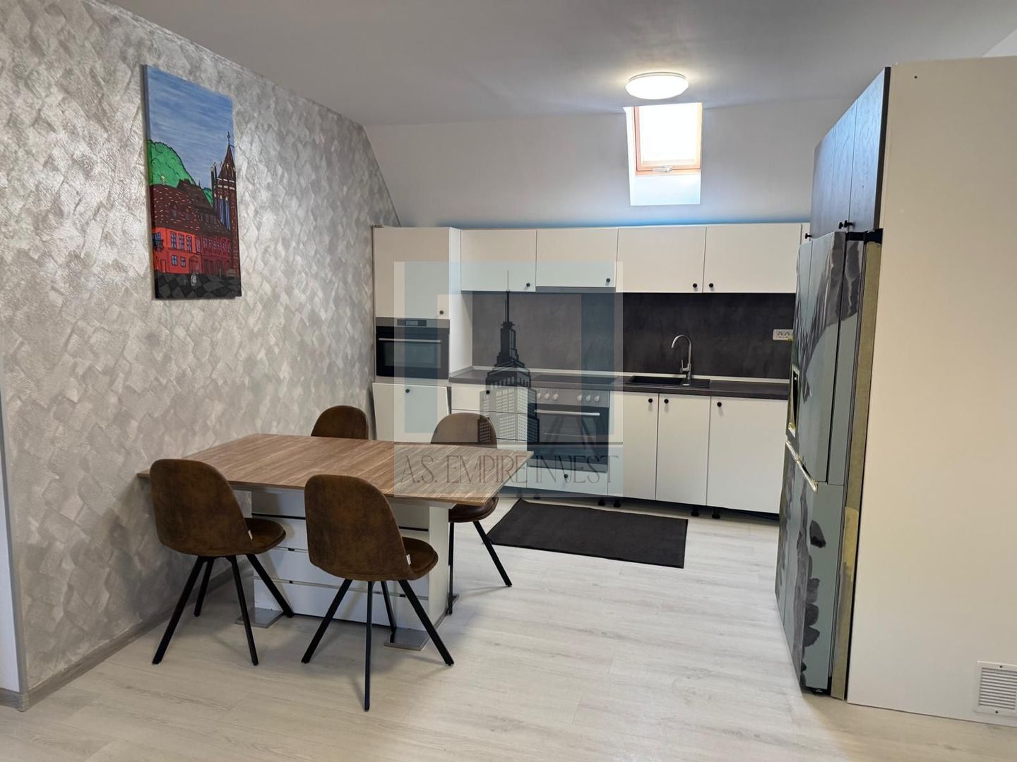 Apartament 3 camere de închiriat/ Centrul Istoric - Poză 3
