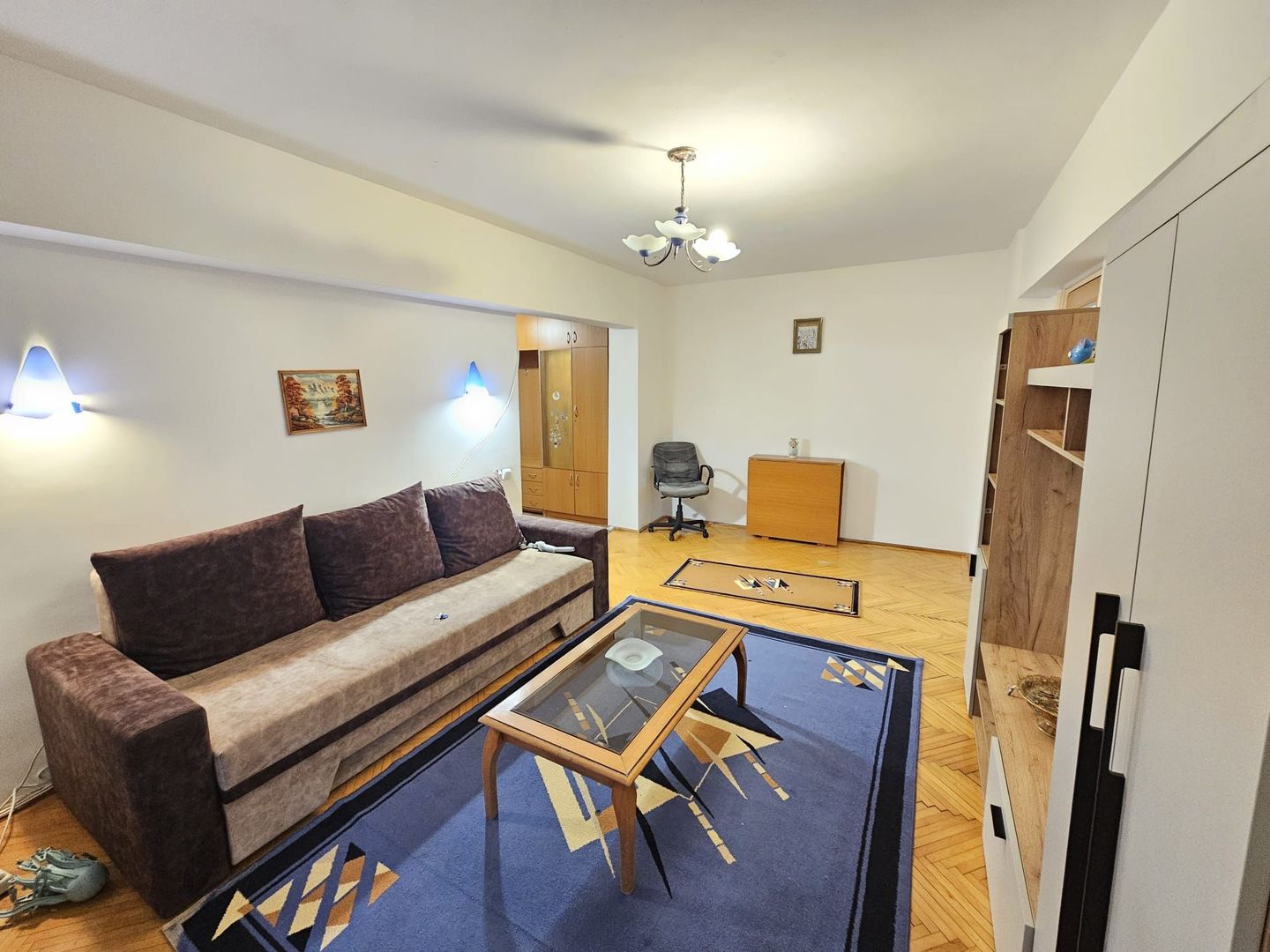 Apartament 3 camere de vanzare, zona Mosilor/Obor, centrala proprie - Poză 1