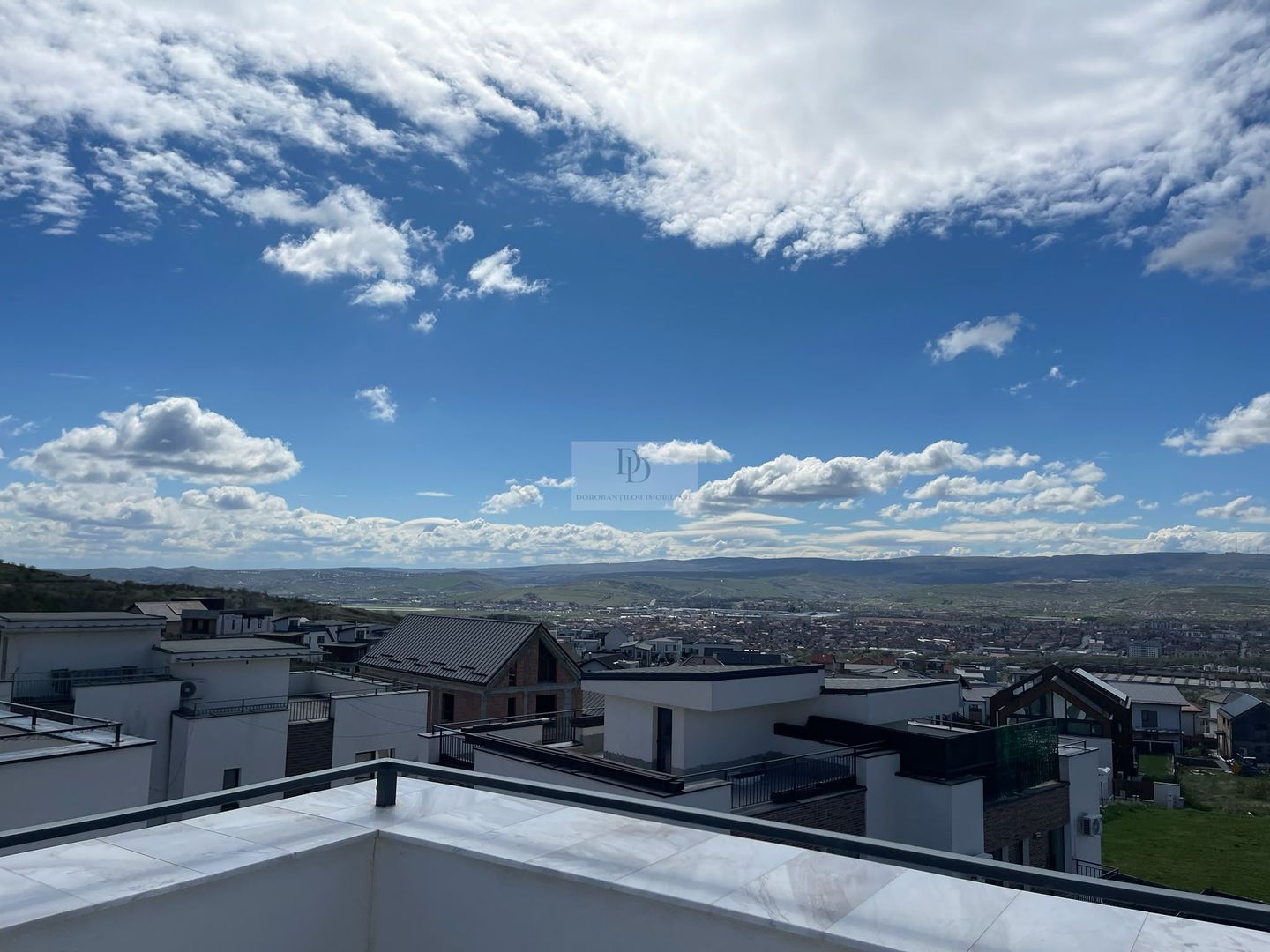 Casă de închiriat | Terasă Panoramică | Piscina | Cartier Voroneț - Poză 2
