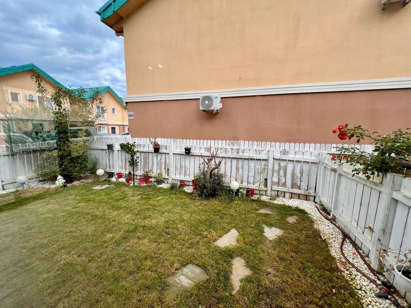 Vila 4 camere Ansamblul Rezidential Cosmopolis - Poză 21