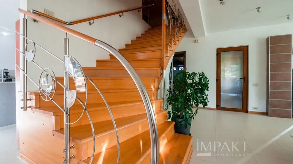 Casa individuala de vanzare im cartierul Mnastur! - Poză 8