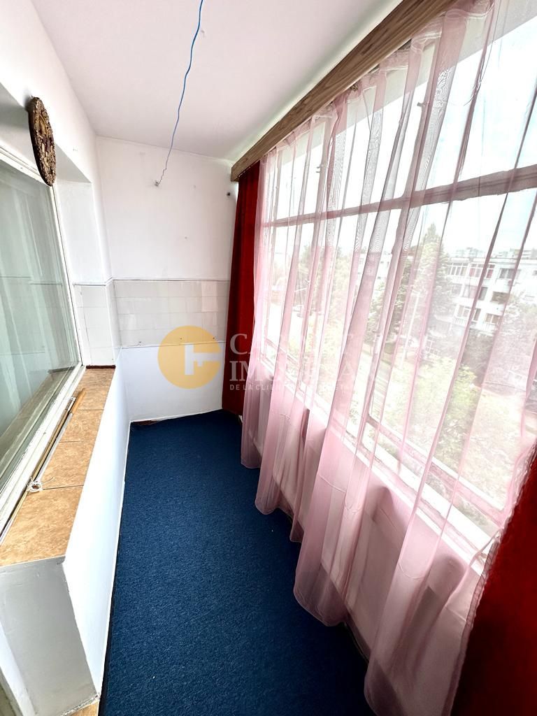 Apartament cu 2 camere la bulevard - 50mp - Bloc fara risc - Podu ros - Poză 3