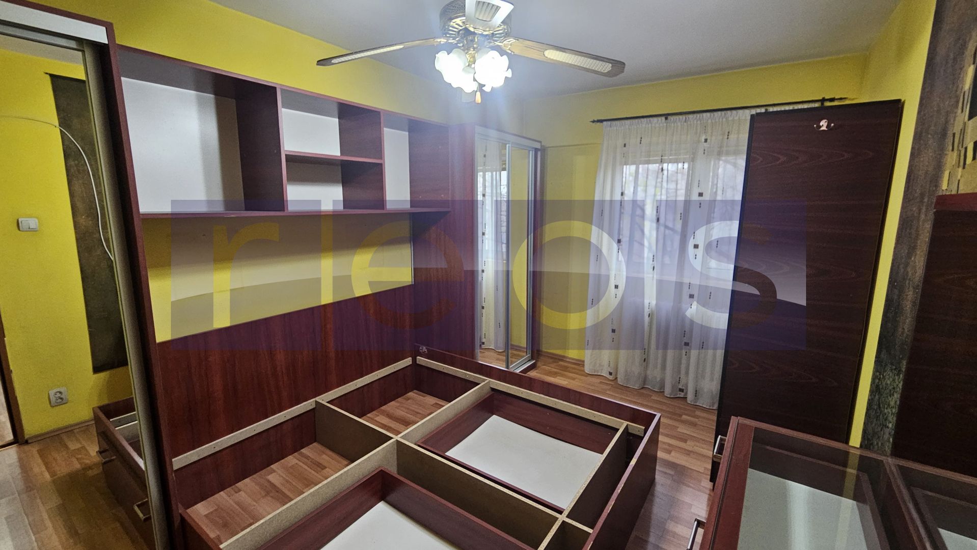 DE VANZARE APARTAMENT 2 CAMERE, ET 5,  1992 –ZONA PANDURI- DECOMANDAT - Poză 5