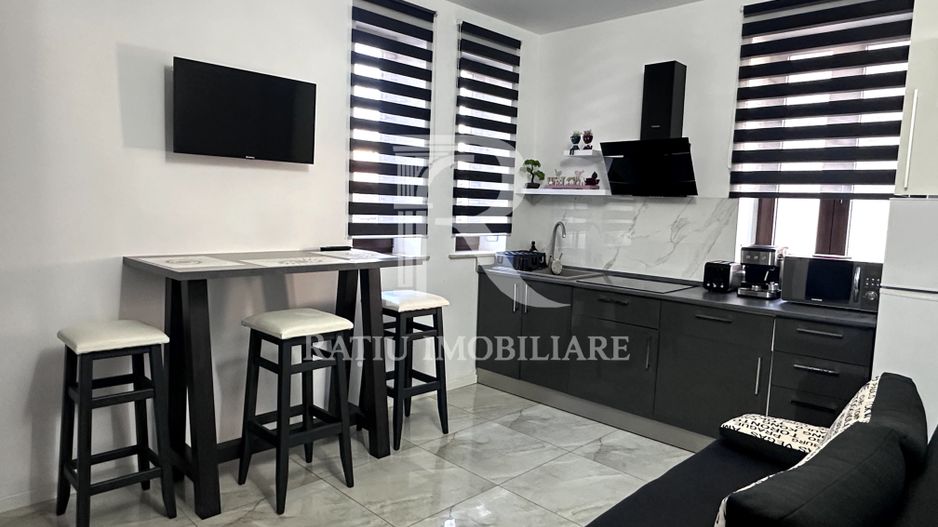 Apartament cu 2 camere | Ultracentral | Oradea - Poză 2