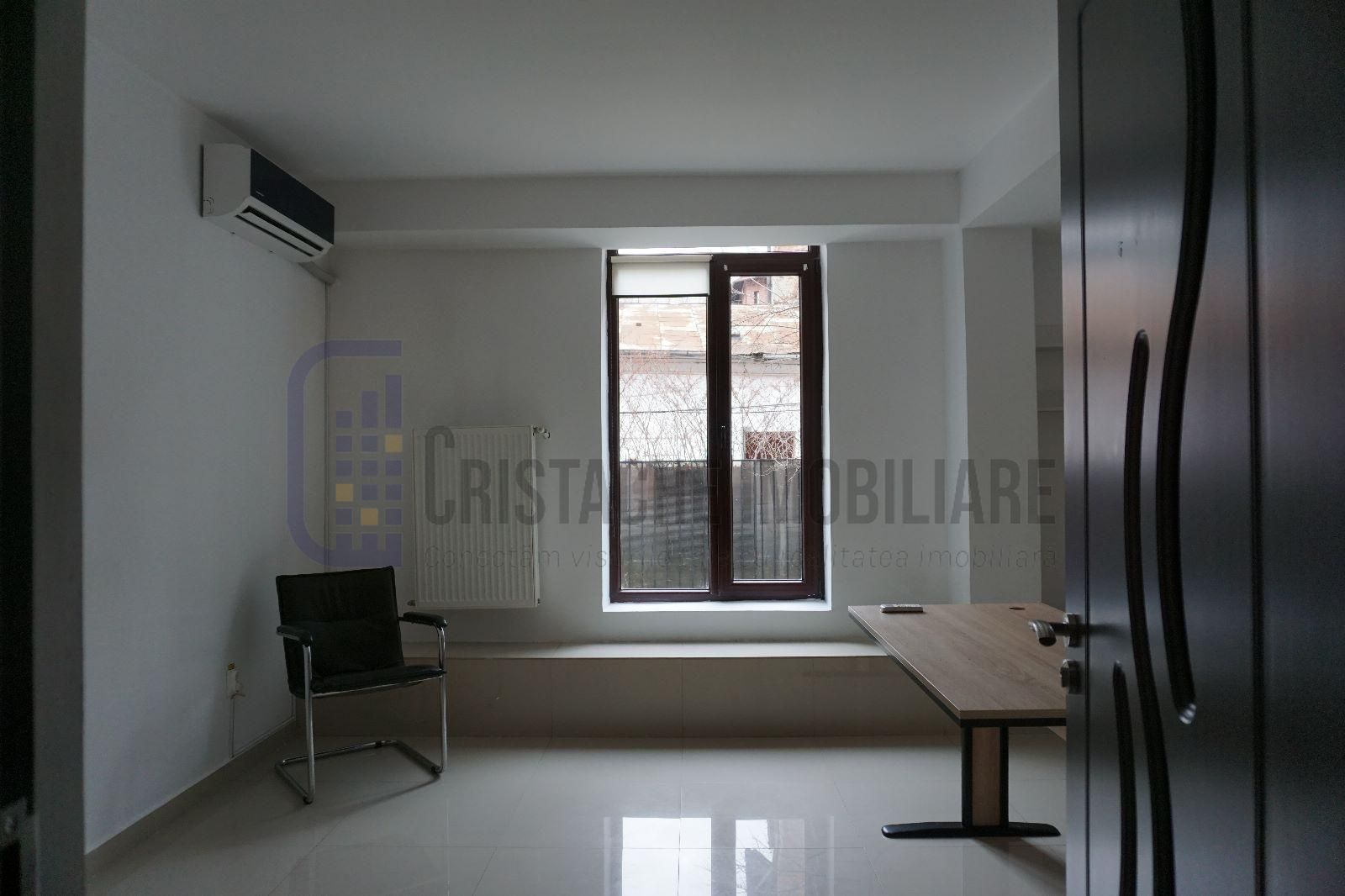 Vila 9 cam., util 236 mp., moderna, disponibila imediat, SANADOR Victoriei - Poză 1