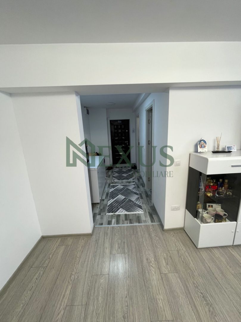Apartament cu 2 camere, renovat complet, str.Libertății, Moinesti - Poză 10