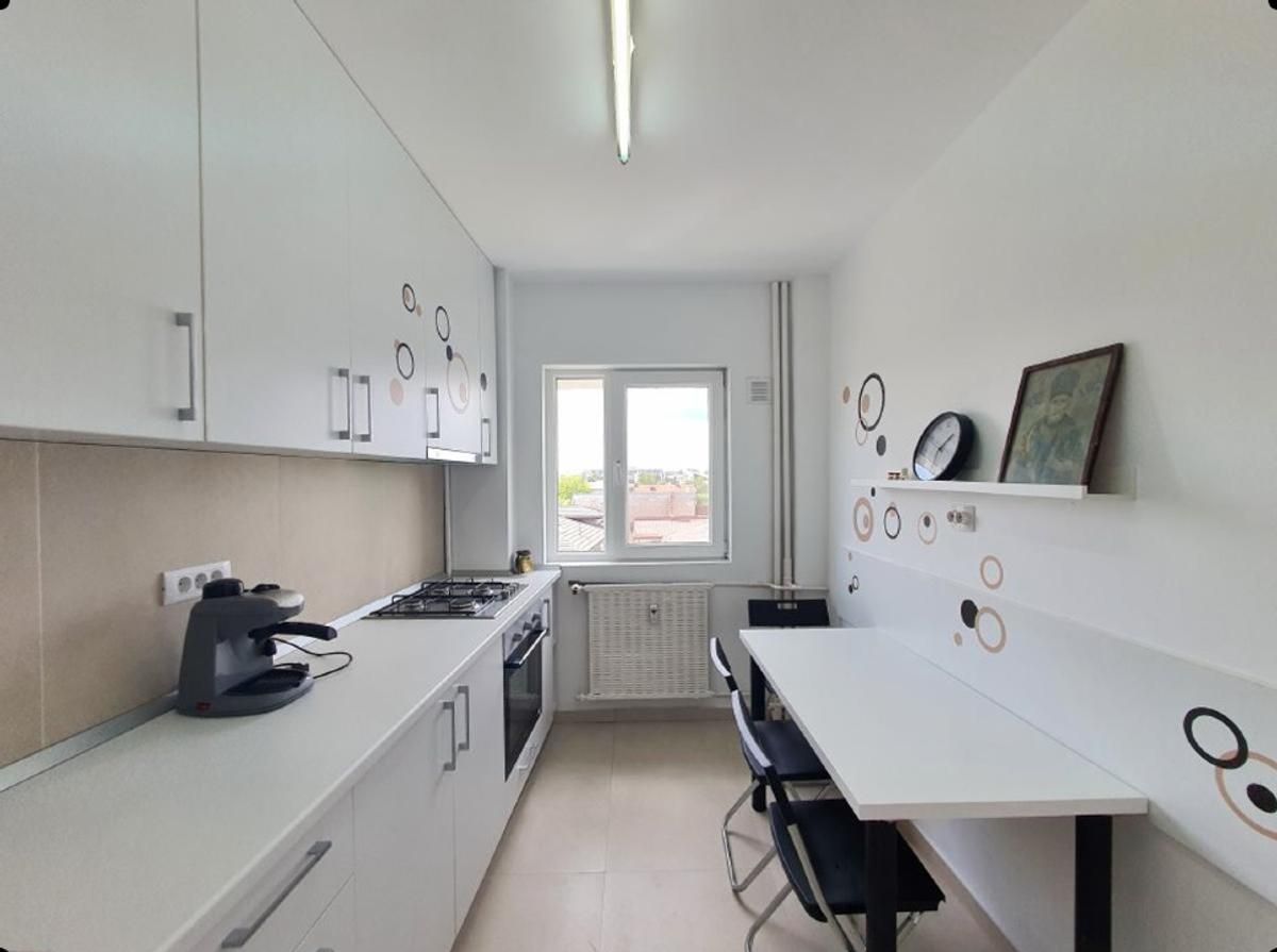 Apartament luminos cu doua camere decomandat, Turda - Poză 8