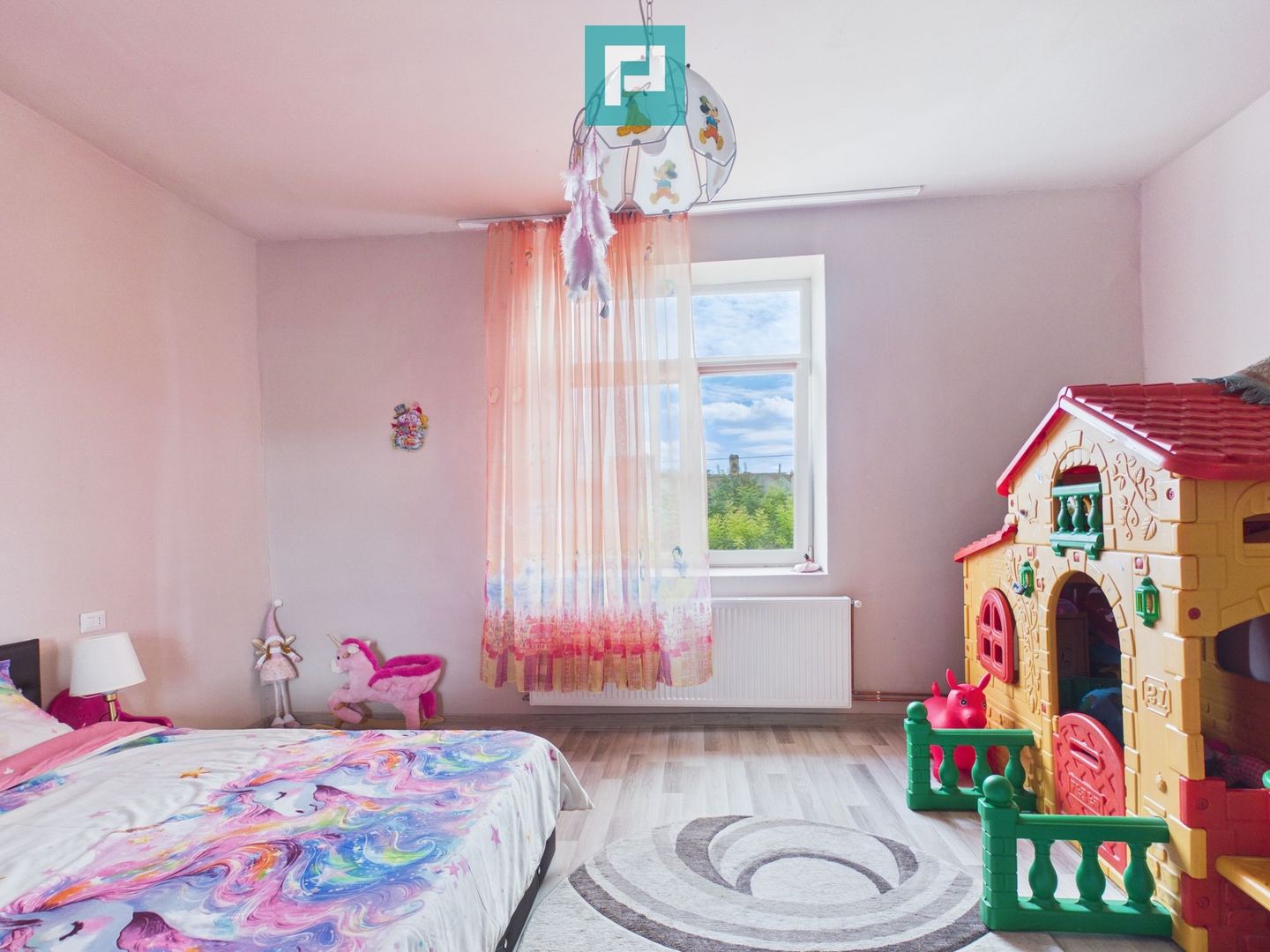 Casă individuală 3 camere,teren de 1500Mp Bătania - Poză 4