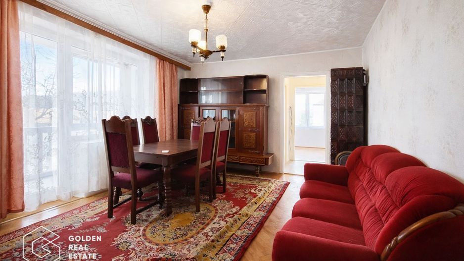 Apartament 3 camere, etaj 3, oras Lipova - Poză 1