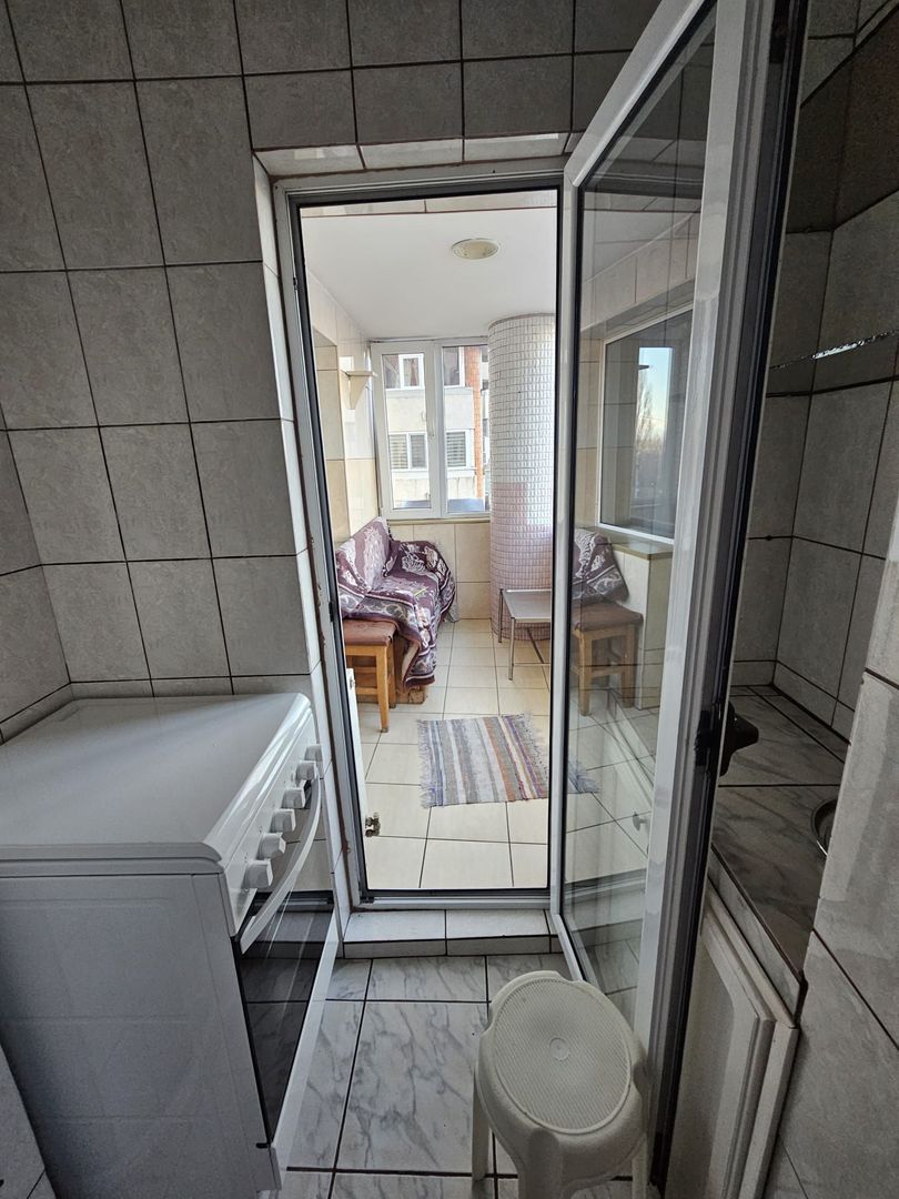 Apartament 3 camere, etaj 2, Zona Auchan Gavana - Poză 10