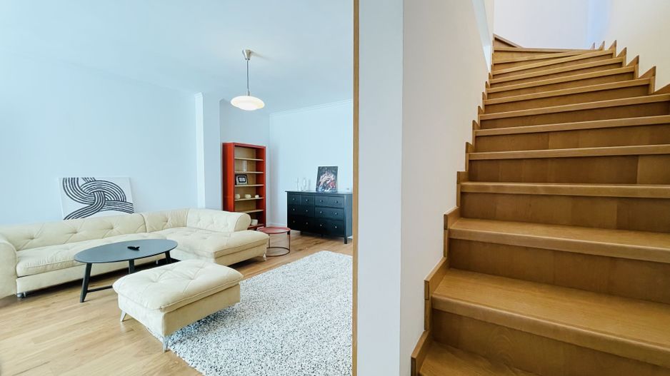 INCHIRIATA - Prima inchiriere, Segmentul Lux | Central | Panouri solare - Poză 2