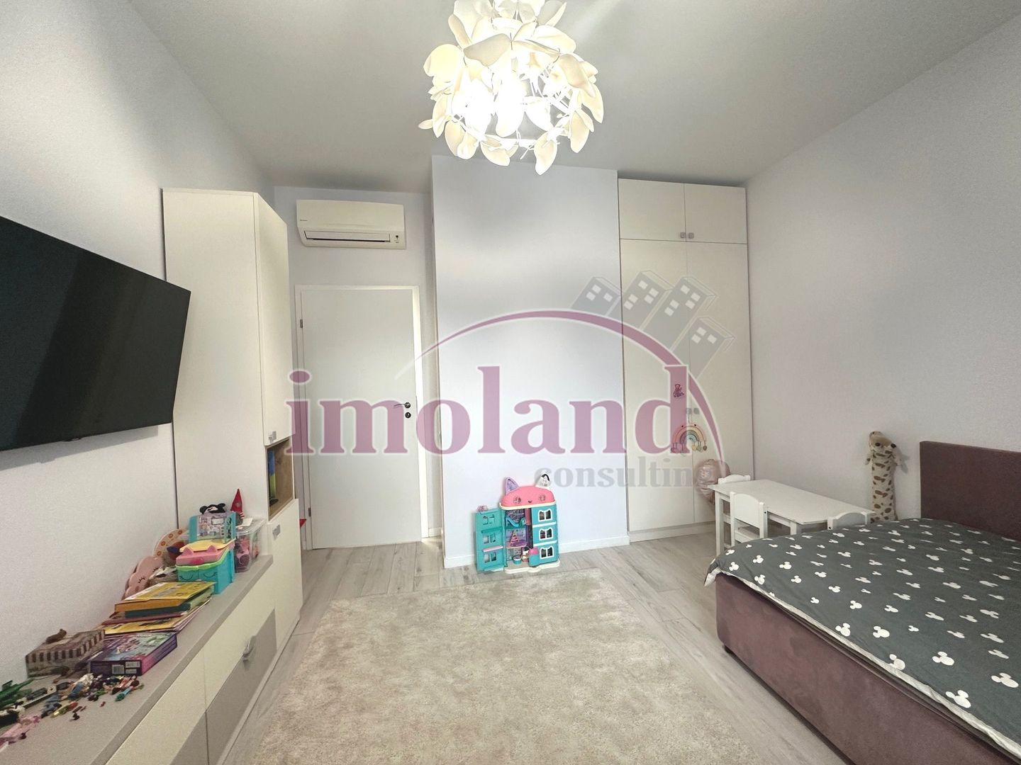 Apartament - 3 dormitoare si gradina  - Parter - Delea Veche 24 - Poză 10