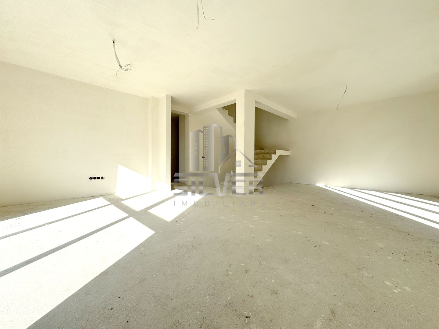 Casa tip duplex premium/CF/zona Tautului. - Poză 13