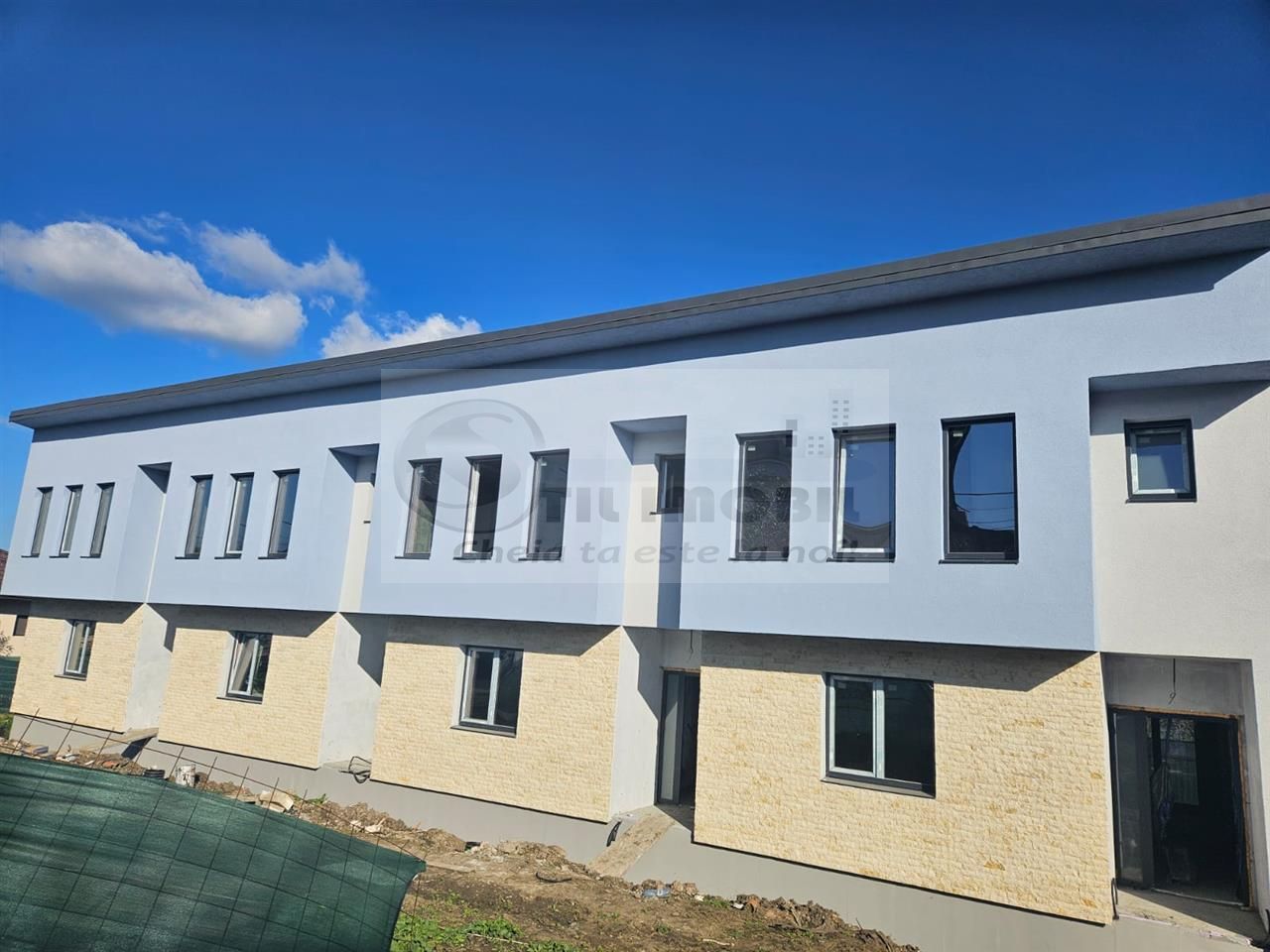 Apartament 3 camere - vila insiruita - Poză 1