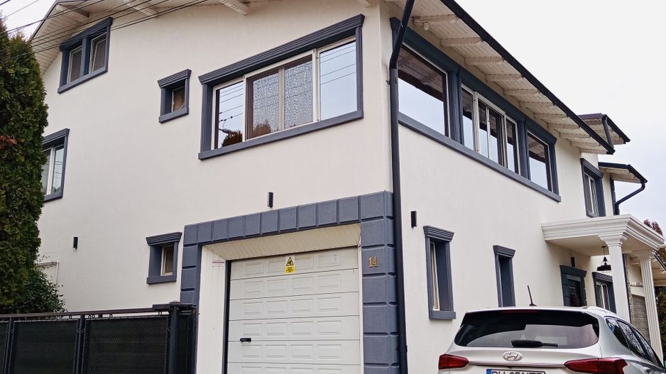 Vila în stil American - Total independentă energetic, garaj + terasă! - Poză 2