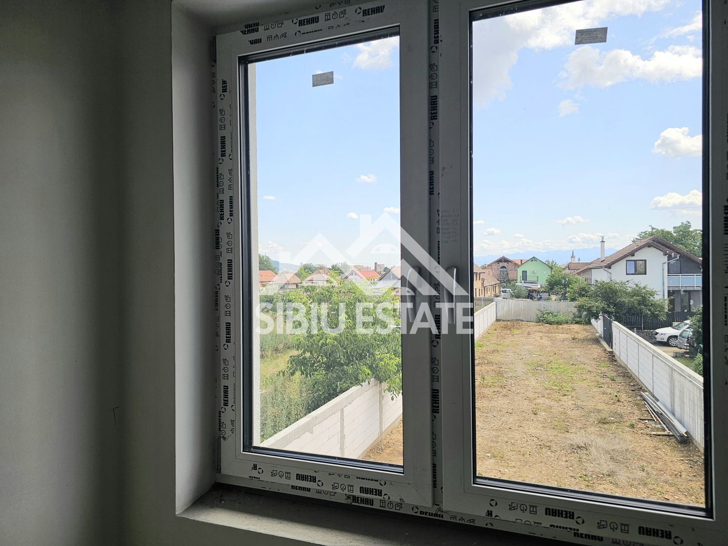 Casa Sibiu, confort nou, teren 600 mp - Poză 17