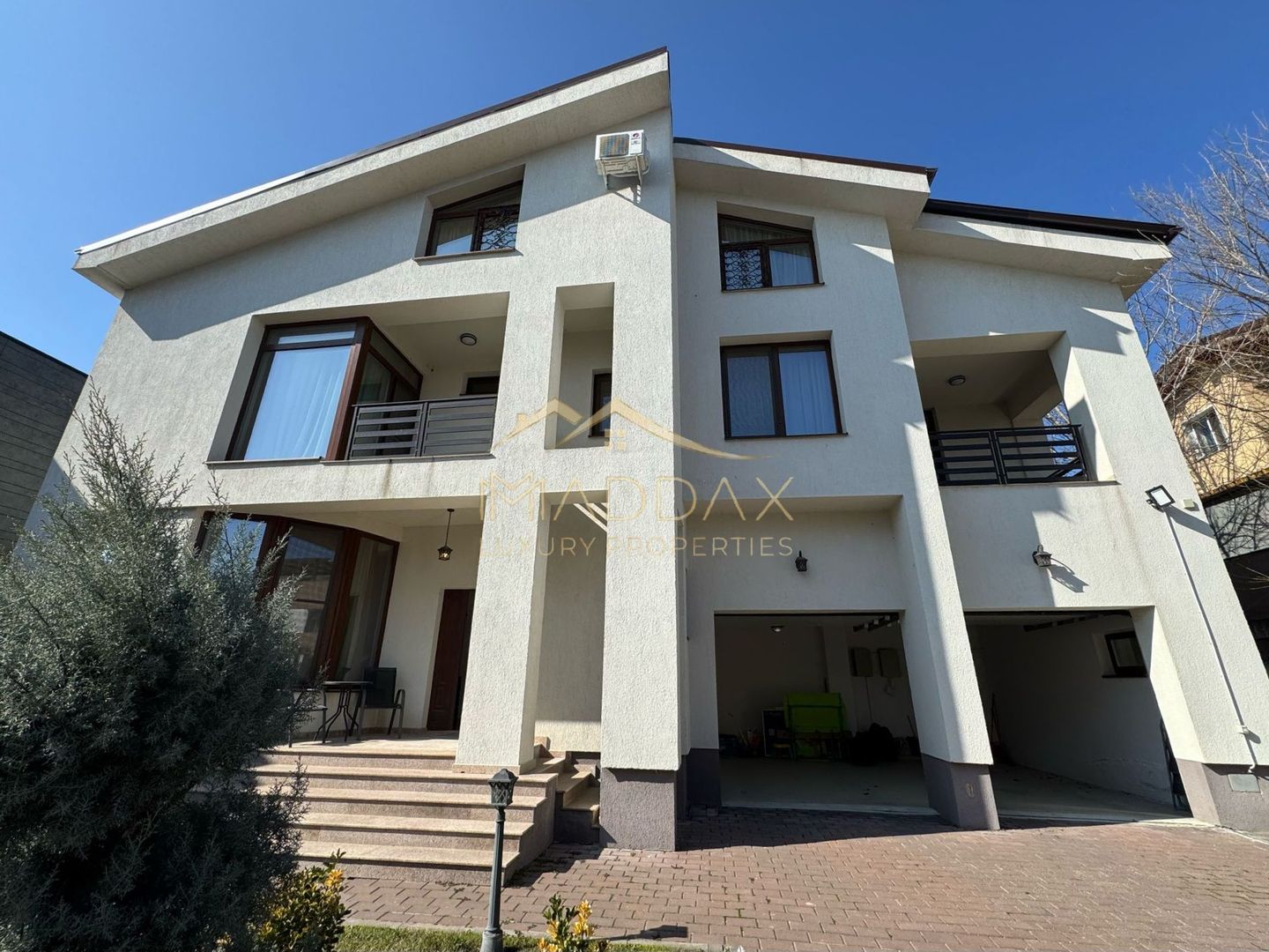 Vilă impresionantă *teren 1000mp // Erou Iancu Nicolae - Poză 2