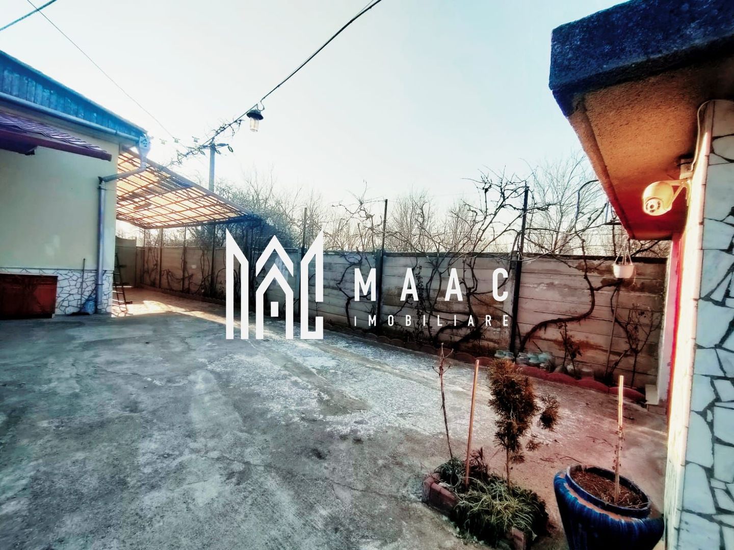 Casa 4 camere individuala | Teren 1310mp | Garaj | Gusterita - Poză 2