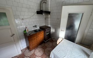 Casa individuala in oras cu teren 1000mp - Poză 18