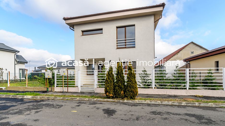 Vândut! Casă modernă, elegantă cu spațiu pentru întreaga familie - Poză 2