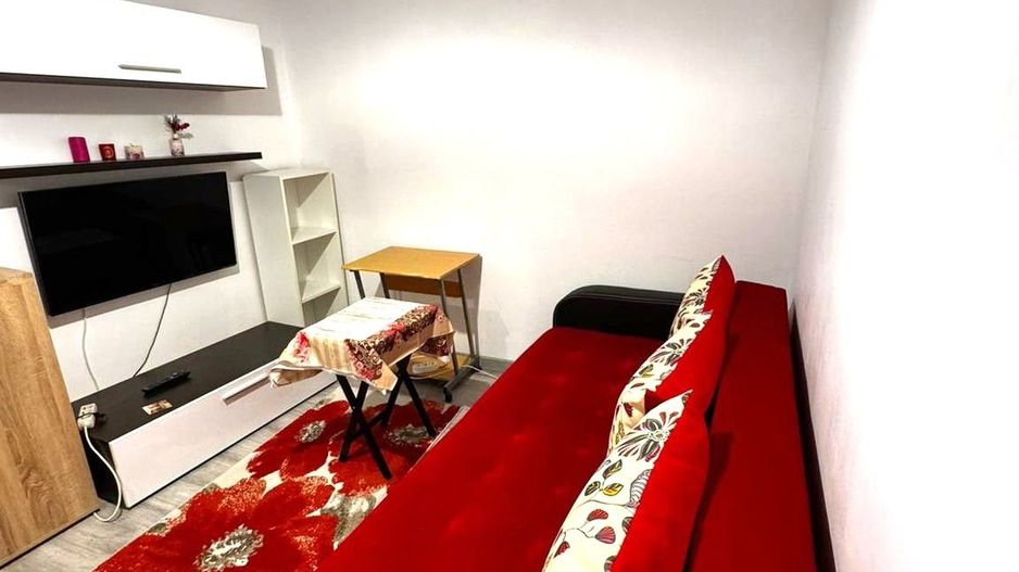 Închiriez Garsonieră Dristor, balcon, lift, 5 min metrou, AC ✨ - Poză 4