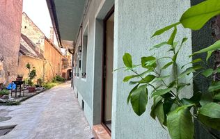 Apartament spre vanzare amplasat la doar 2 minute de Piata Sfatului