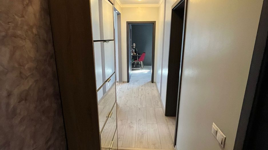 Apartament 3 camere, 66 mp utili, Cisnadie - Poză 8