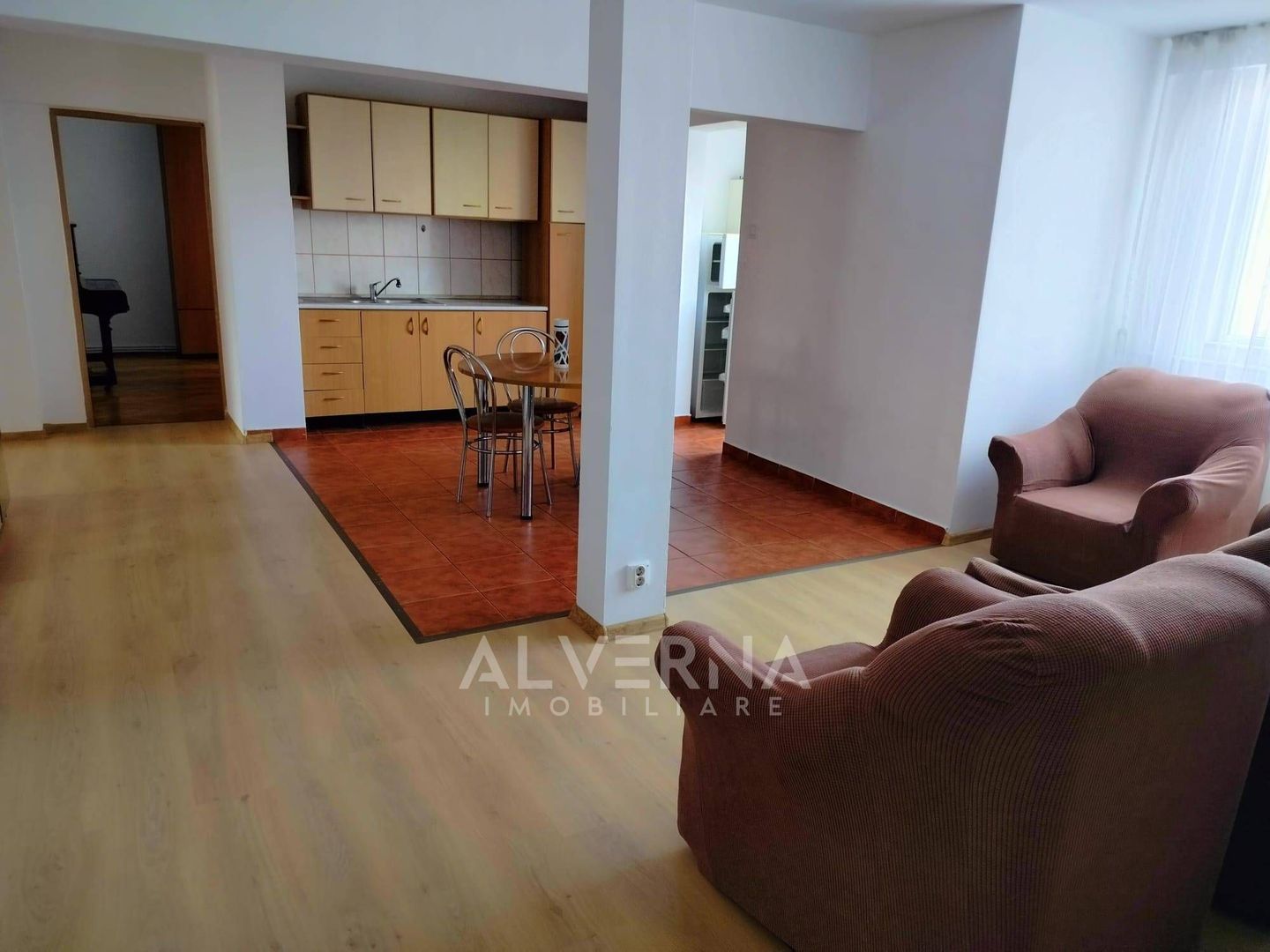 Apartament 4 camere 90mp | 2 balcoane | parcare | cartier Marasti - Poză 1