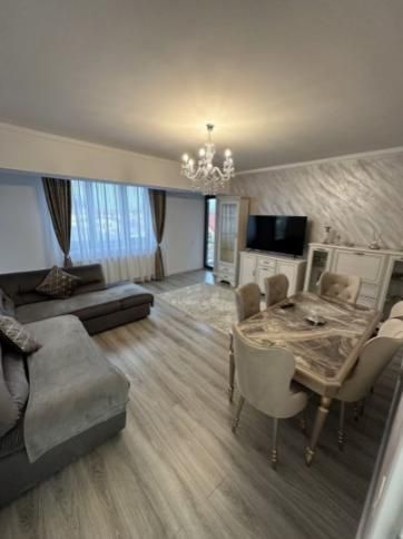 Aoartament lux 2 camere & 2 balcoane - Poză 1