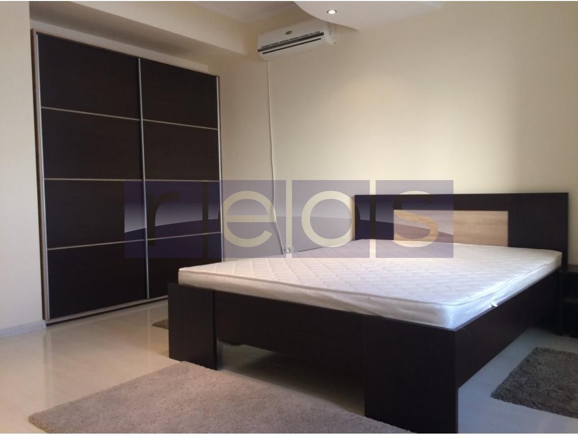 VILA 300MP | SISESTI | COMPLET RENOVATA | CURTE | 4 LOCURI DE PARCARE - Poză 6