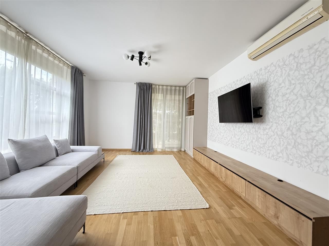 Vanzare apartament 3 camere Gradina zoo - Privighetorilor, Bucuresti - Poză 1