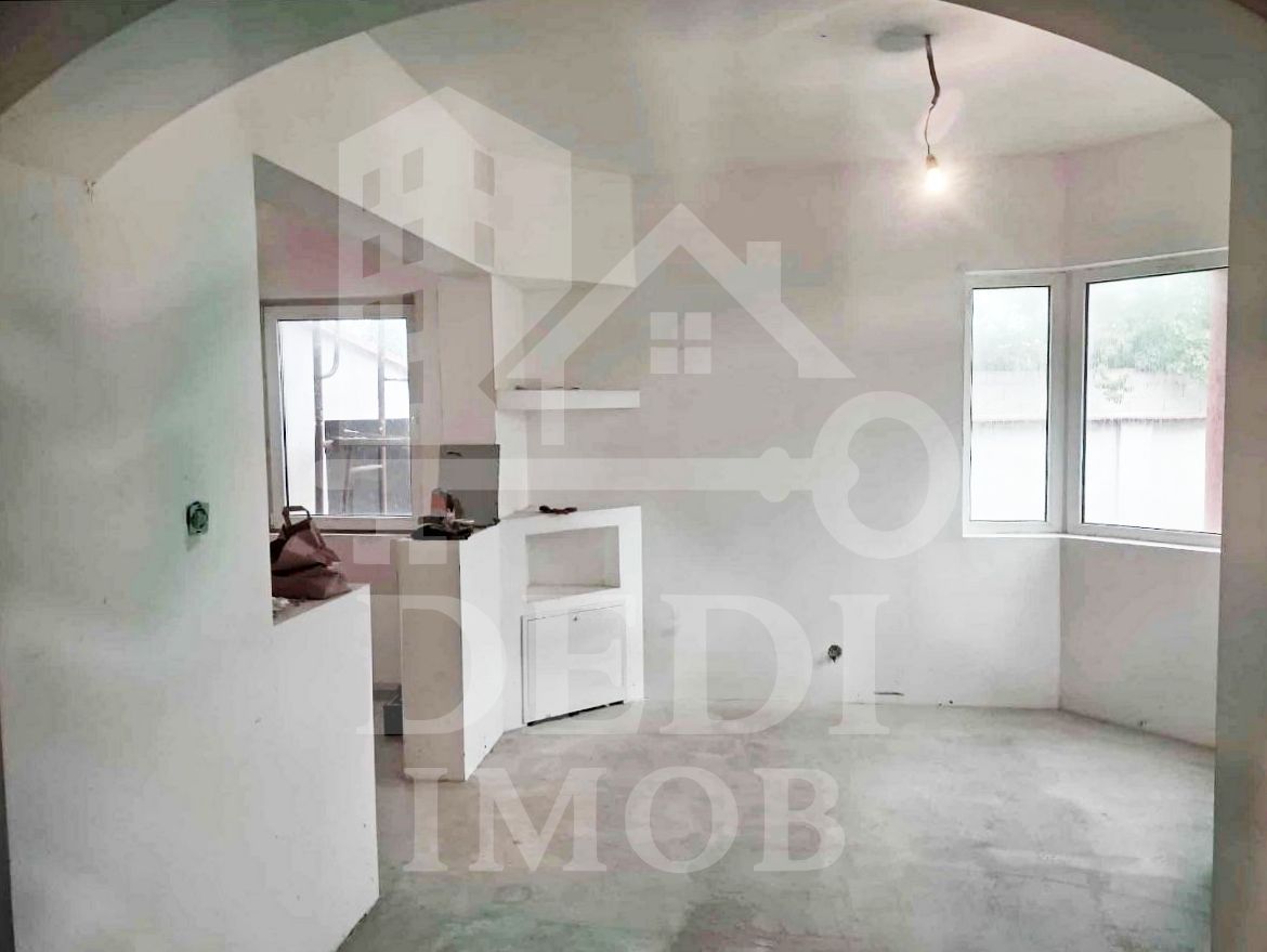 Casa de vanzare P + M cu 4 camere in Oncea, Oradea - Poză 3