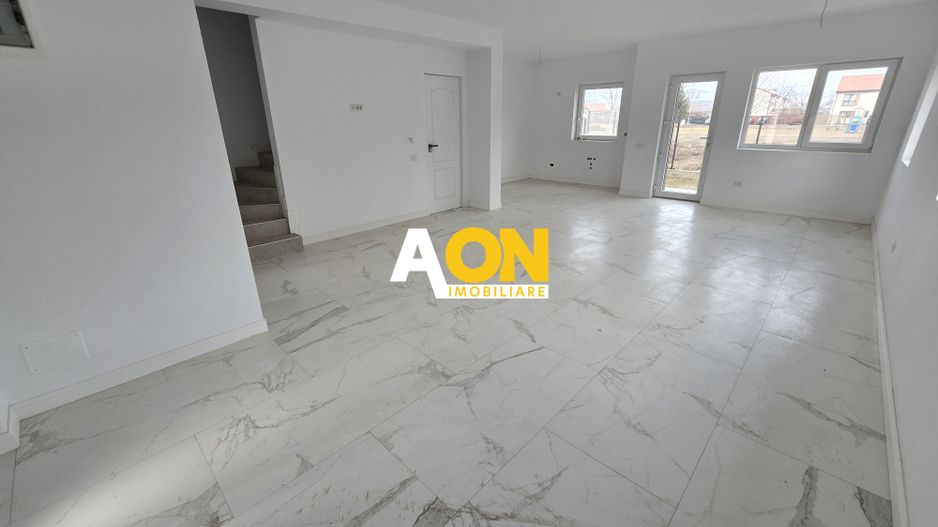 1/2 Duplex 4 Camere, Zona Alba Micesti - Poză 3