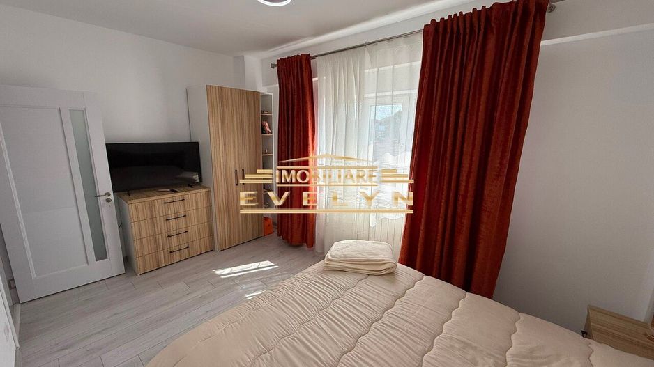 Apartament 3 camere de vânzare – Zona Pod de Piatra (Magazin Piticot) - Poză 7