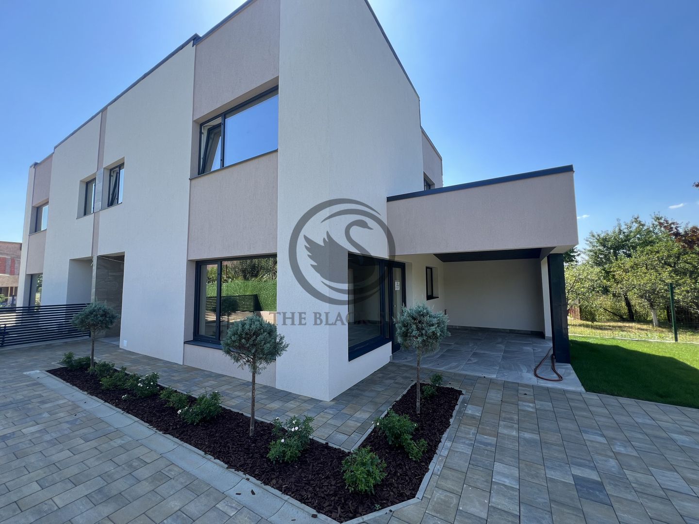 Casa cu 4 camere de vanzare | Premium | Nou | Moreni - Bld. Republicii - Poză 1