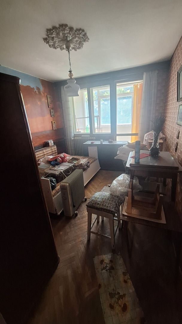 Apartament 3 camere in bloc reabilitat, Raul Doamnei, Drumul Taberei - Poză 1