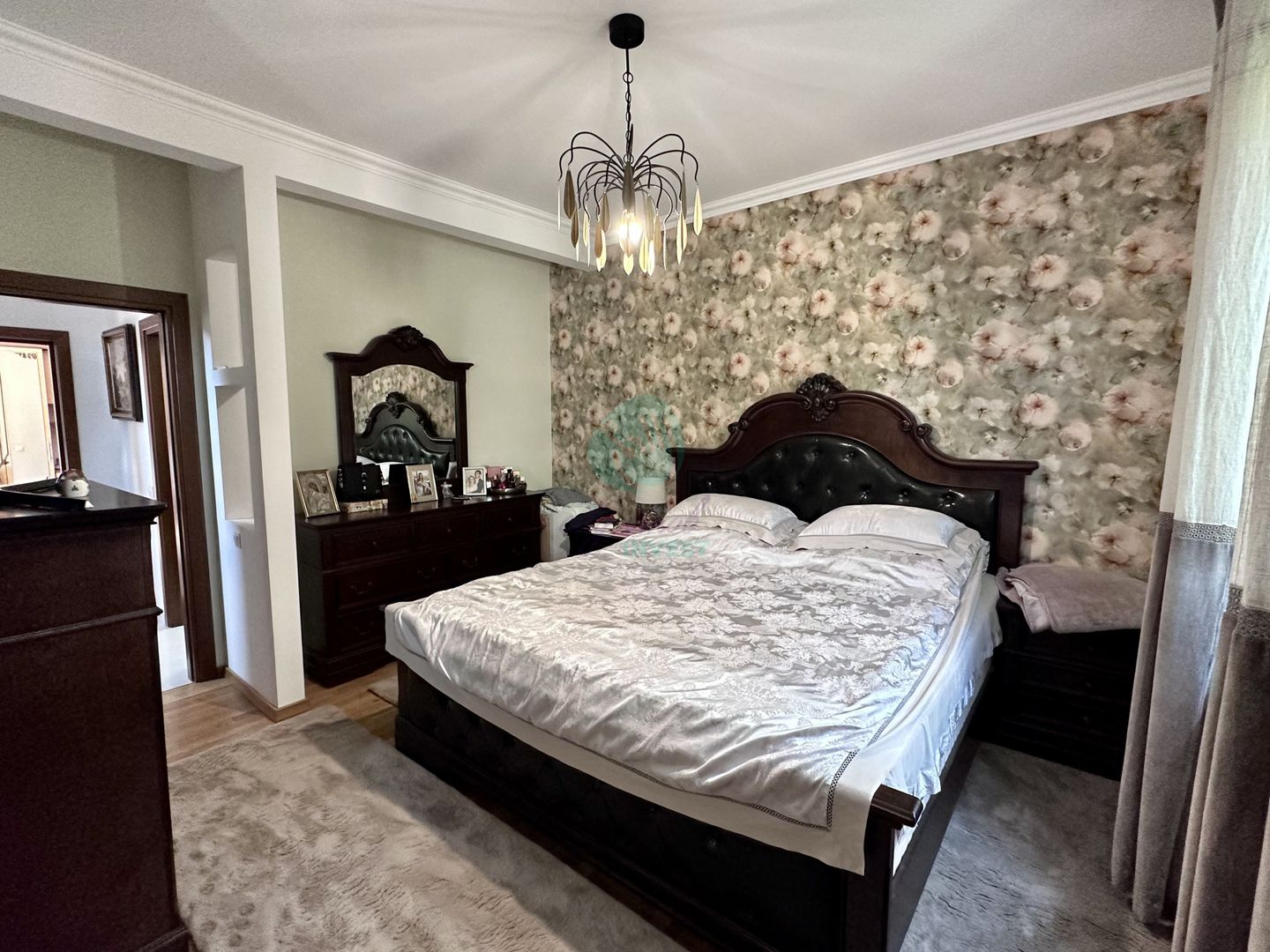 Casa renovata in zona Vatra Luminoasa - Poză 6