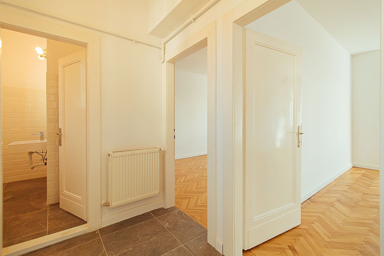 Exclusivitate - Zona Tribunalului , Sf. Constantin, spațiu stradal - Poză 10