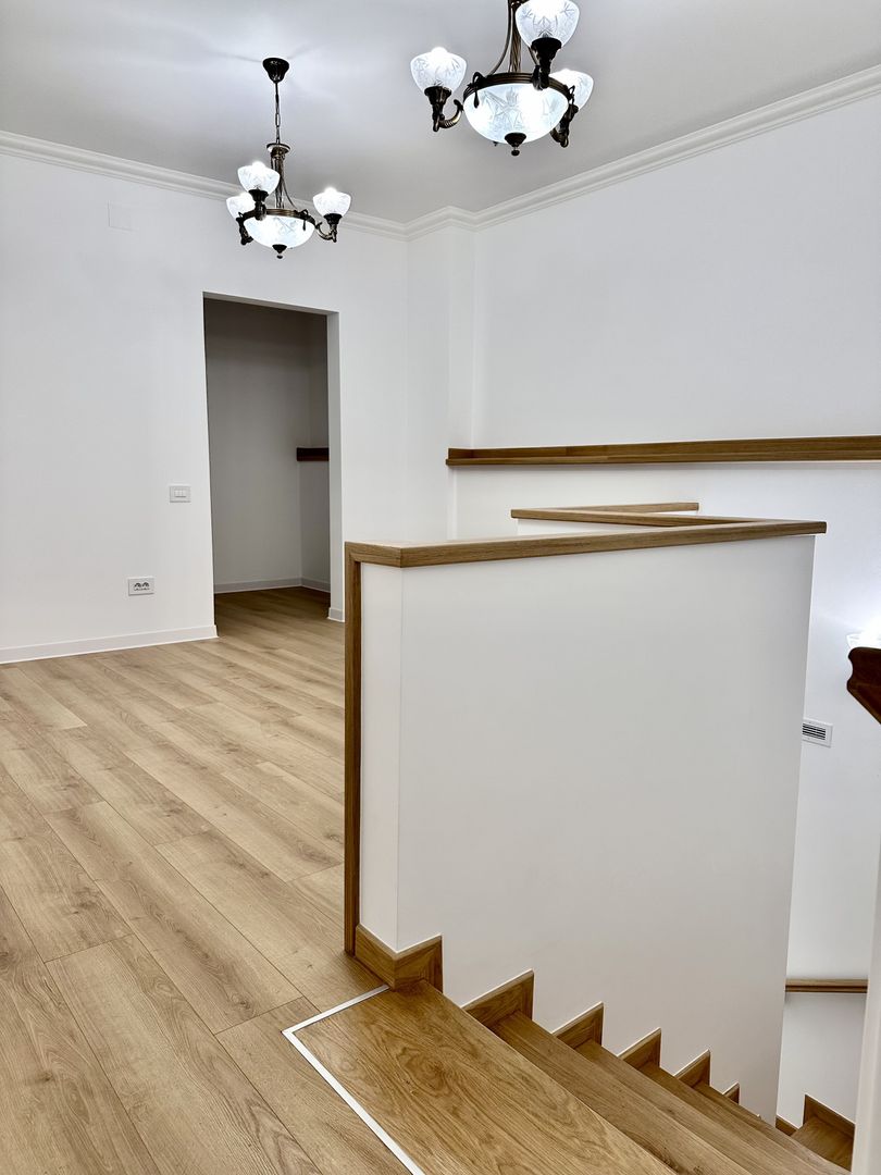 Casa de inchiriat, 3 camere, 3 bai, renovata, prima inchiriere. - Poză 16