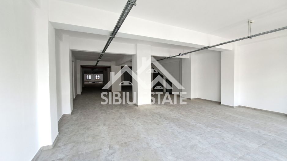 Spatiu comercial 600 mp vitrine la strada, dublu acces - Poză 11