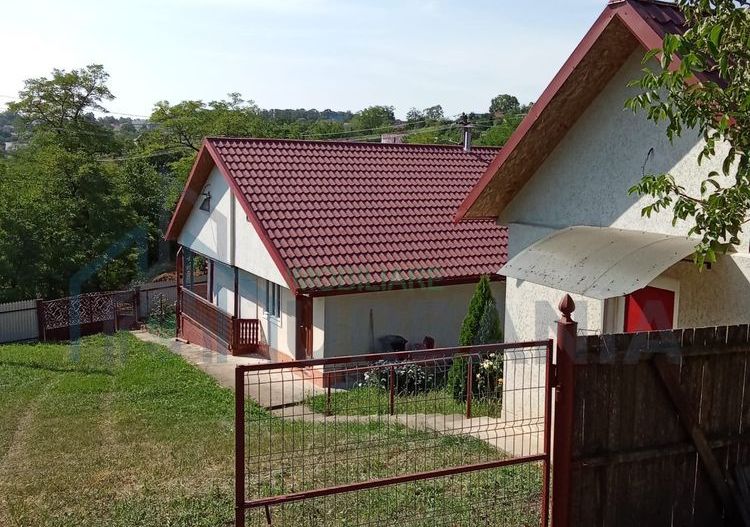 Casă de vânzare în Popesti, Iași – 3 camere, 70 mp, teren 3300 mp - Poză 5