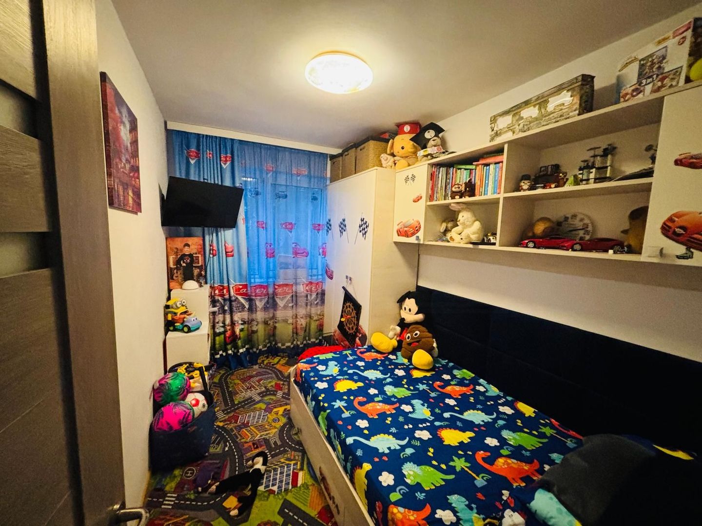 Apartament 3 camere • Zonă Universitate • 90.000 € - Poză 5