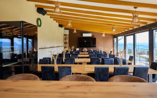 Afacere de vanzare, 2 cabane+sala de evenimente, la cheie, Apuseni! - Poză 12