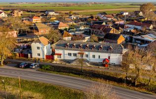 Clădire potrivită pentru proiecte educaționale sau de îngrijire