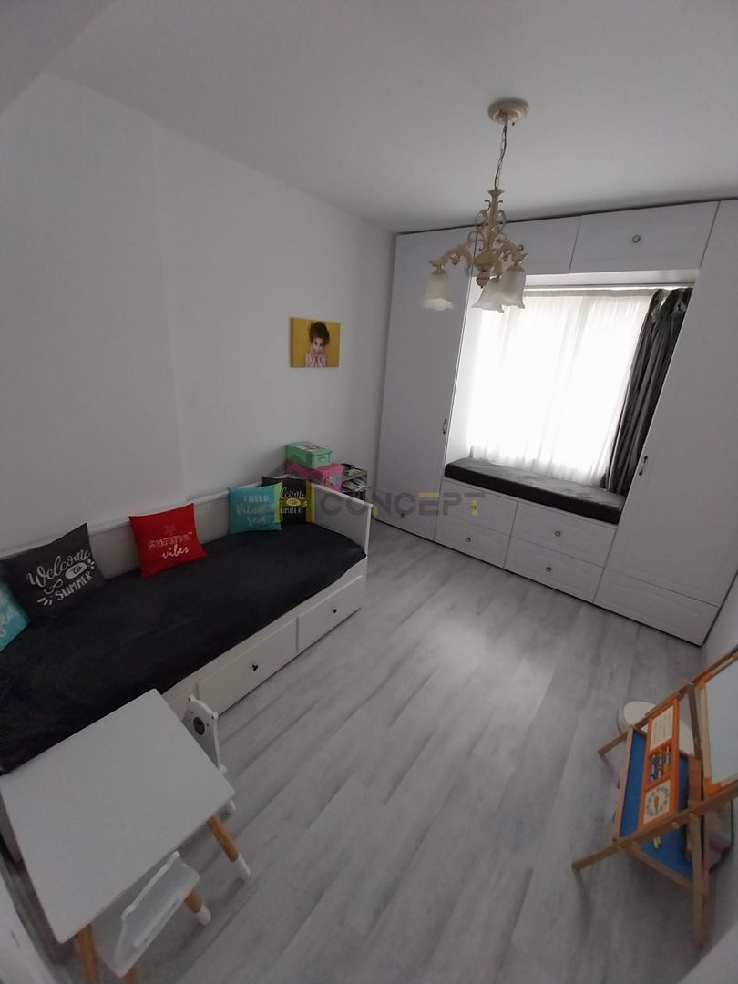 Inchiriere 3 camere mobilat utilat loc parcare - Poză 8