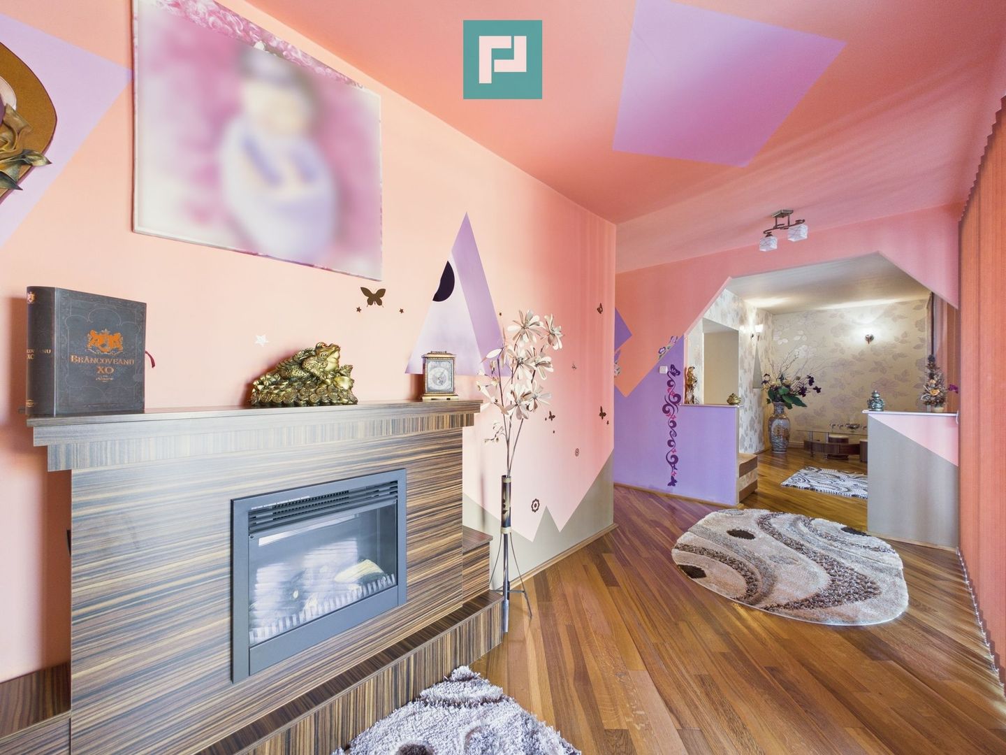 Casa cu potential multiplu in Curtici - Poză 11