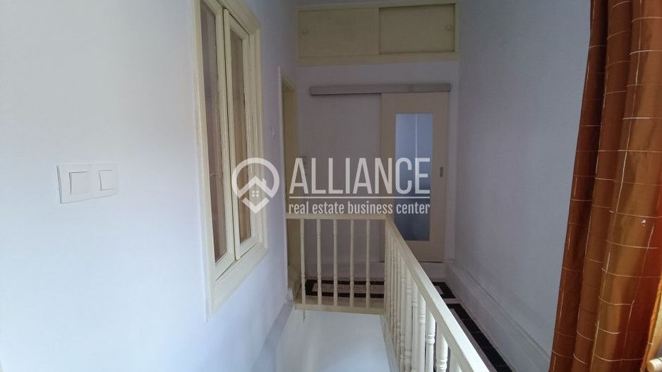 CENTRU SALA SPORTURILOR(COD03)- Casa interbelica si curte generoasa ! - Poză 57