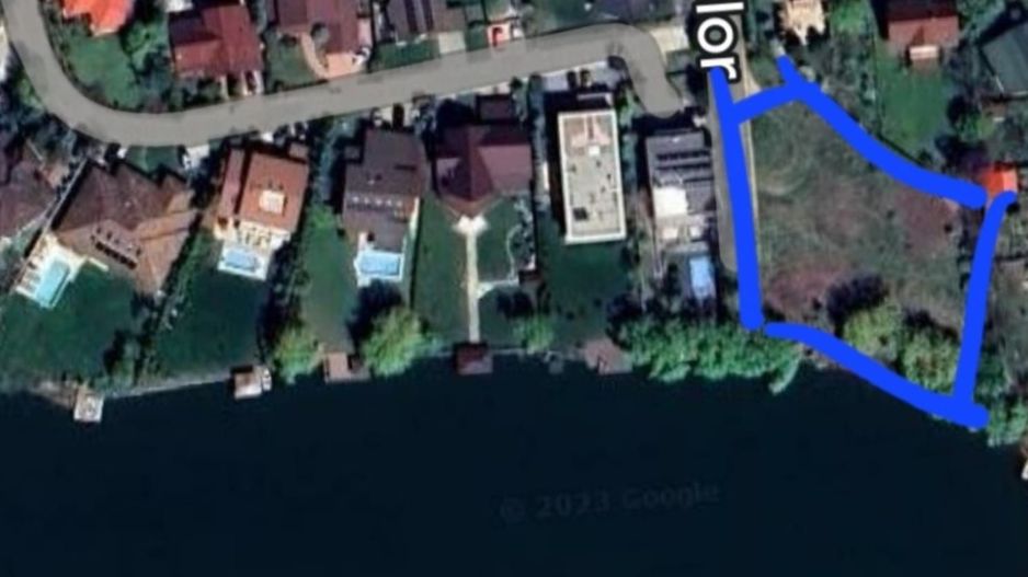 PARADISUL VERDE, CORBEANCA | TEREN EXCLUSIVIST PE MALUL LACULUI - Poză 1