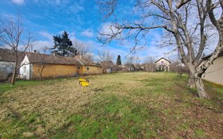 Teren imprejmuit pretabil pentru casa in vatra satului | Giarmata - Poză 4